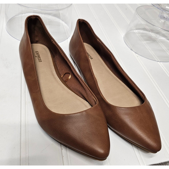 Express flat shoes tan womens size 9 - Picture 1 of 6